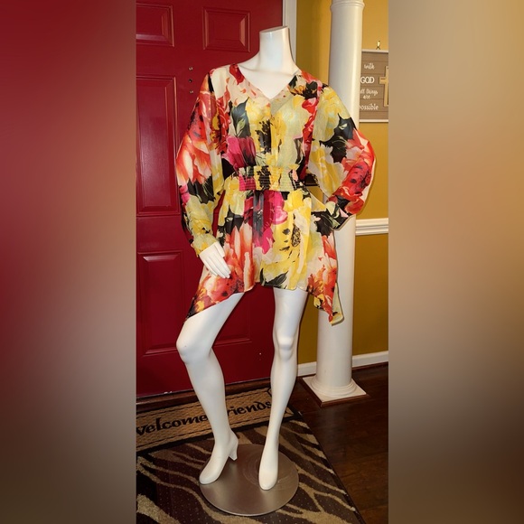 Floral Print Top - Picture 5 of 6